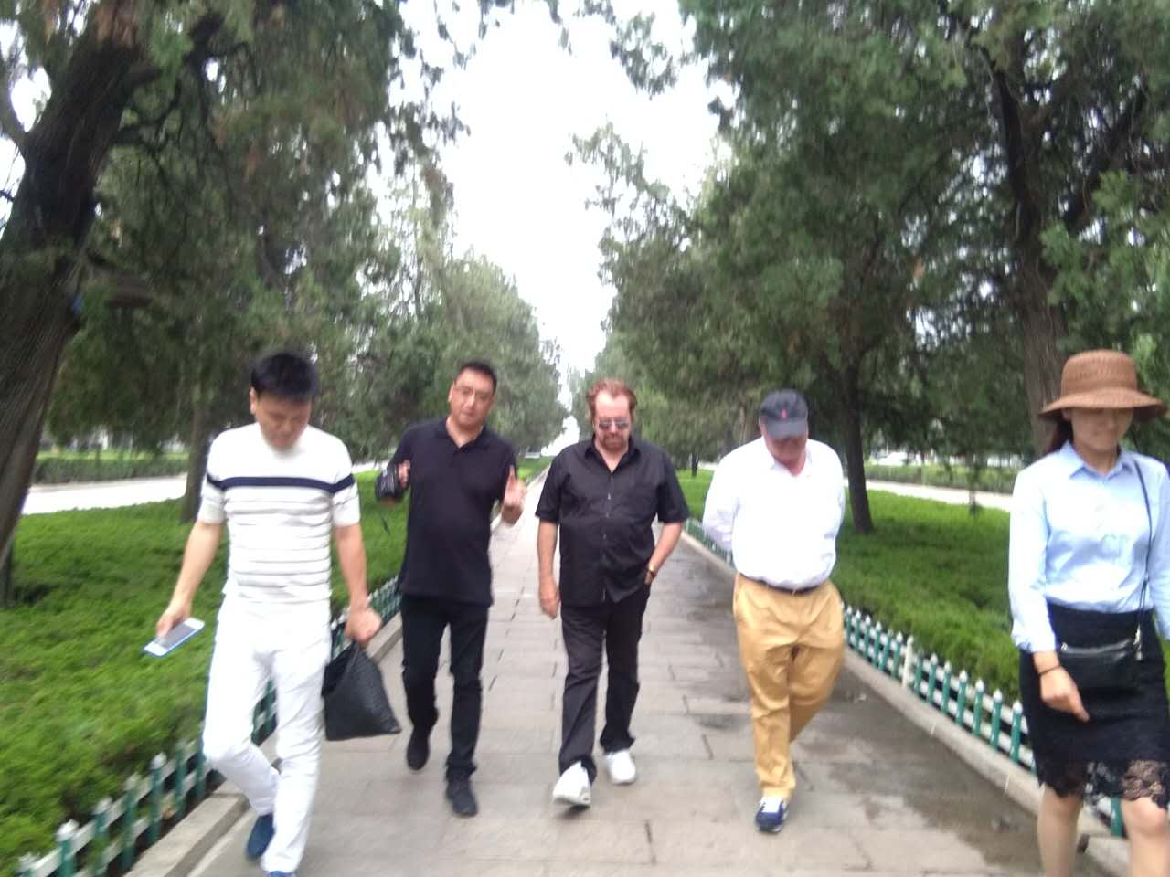 唐風(fēng)采增發(fā)創(chuàng)始人唐利民先生參加ICD世界發(fā)型設(shè)計家協(xié)會 唐風(fēng)采增發(fā)創(chuàng)始人唐利民先生參加ICD世界發(fā)型設(shè)計家協(xié)會