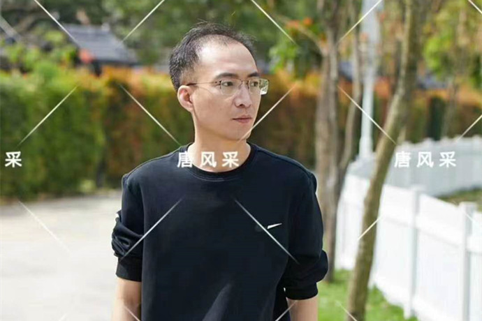 男士逼真假發(fā) \