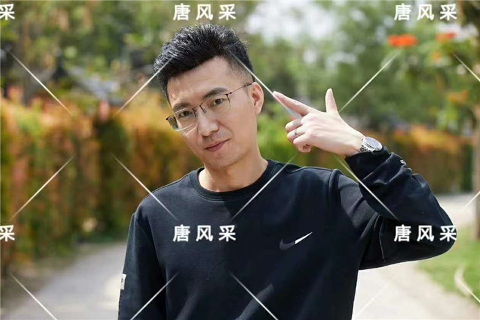 男士逼真假發(fā) \